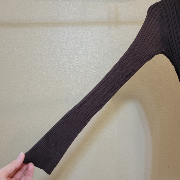 Catch My I Women Brown Ribbed Long Sleeve Turtleneck Sweater size M - Picture 2 of 4